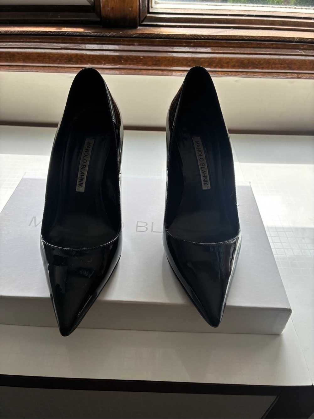 Manolo Blahnik Black Patent Pointed Toe Stiletto Pumps